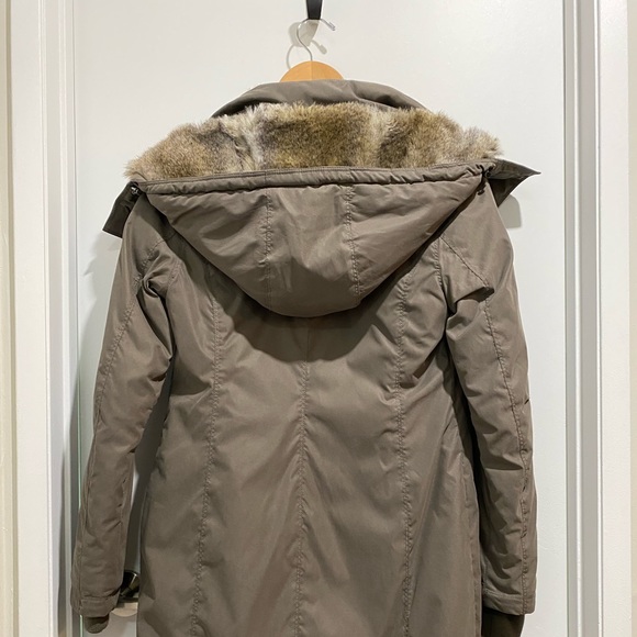 Aritzia Babaton Oskar Parka - Picture 8 of 11